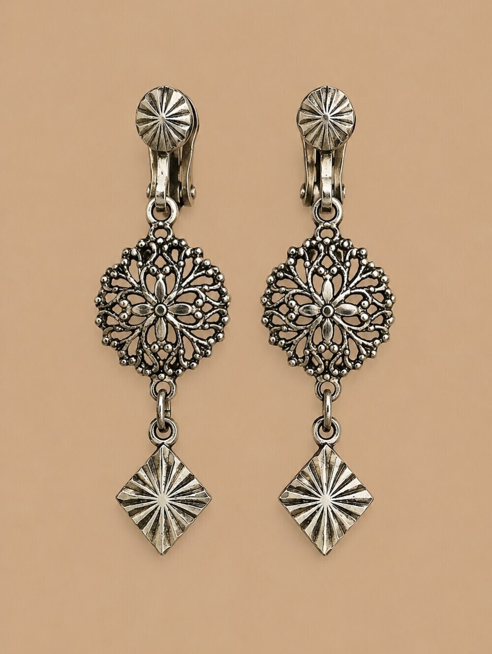 VTG Estate 1950s Dainty Floral Atomic Sunburst Dangle Drop Clip-on Earrings